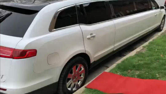 Limo Service Glenview IL for Wedding Events
