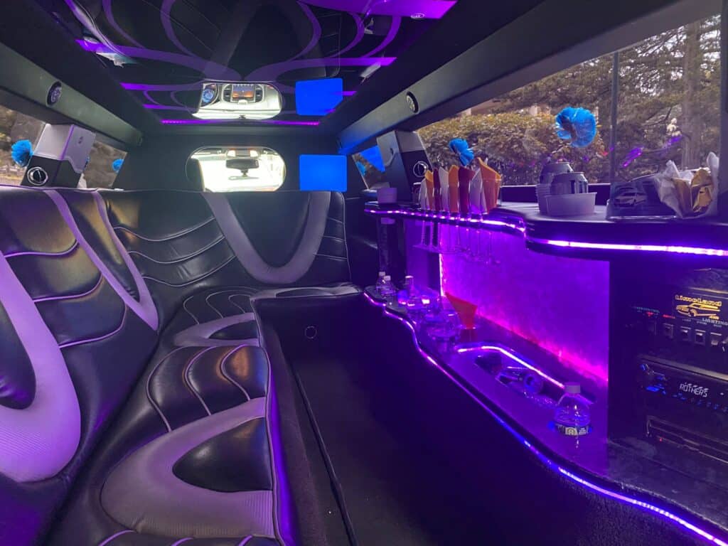 Prom Limo Service Chicago, IL Sedans, SUV's & Stretch Limo