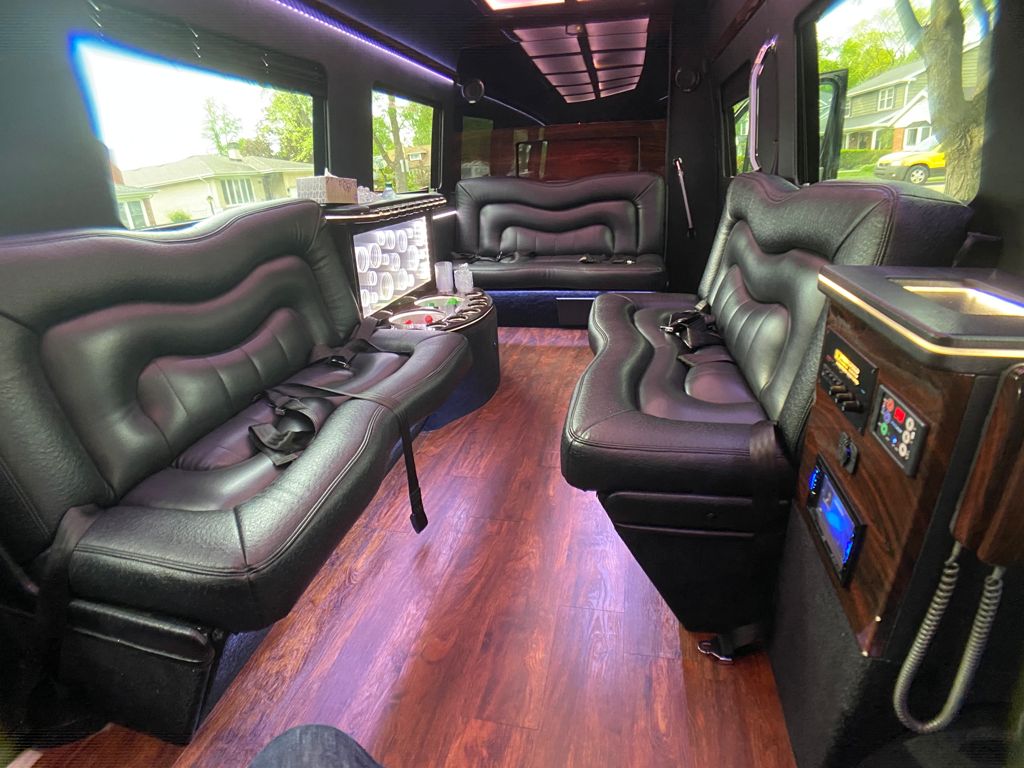 Limo Service Appleton WI