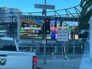 Hollywood Attractions