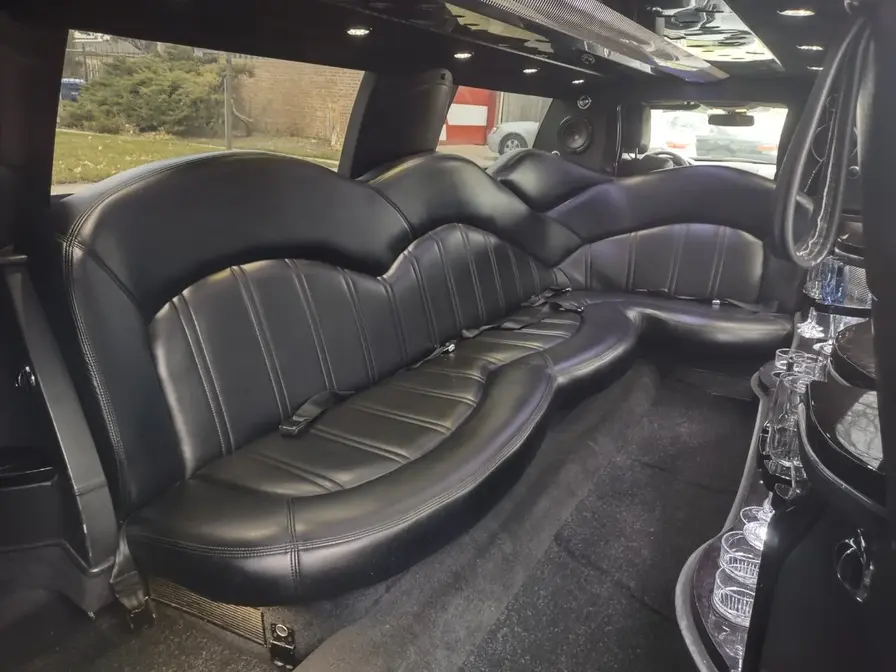 LIMO SERVICE HAWTHORNE HILLS IN INTERIOR