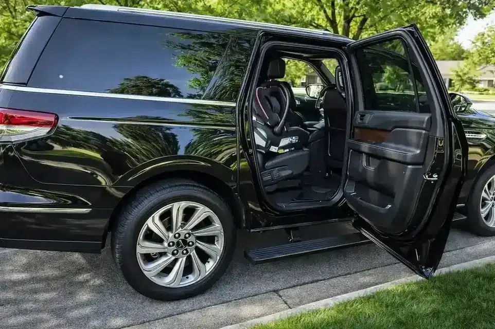 Reliable child car seats LAX