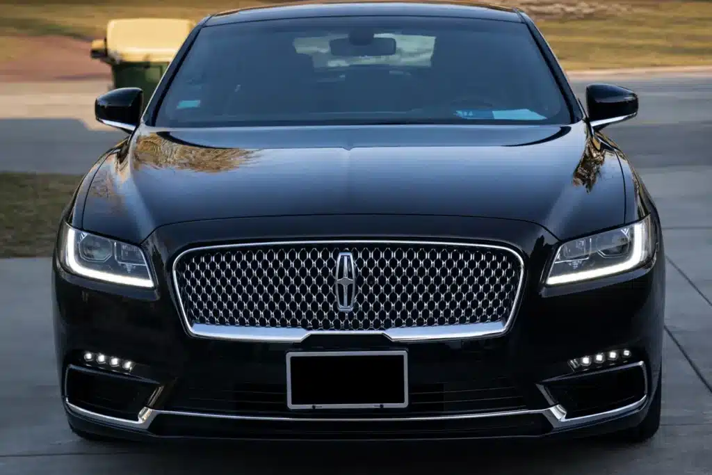 Luxury town car