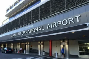 Miami International Airport (MIA)