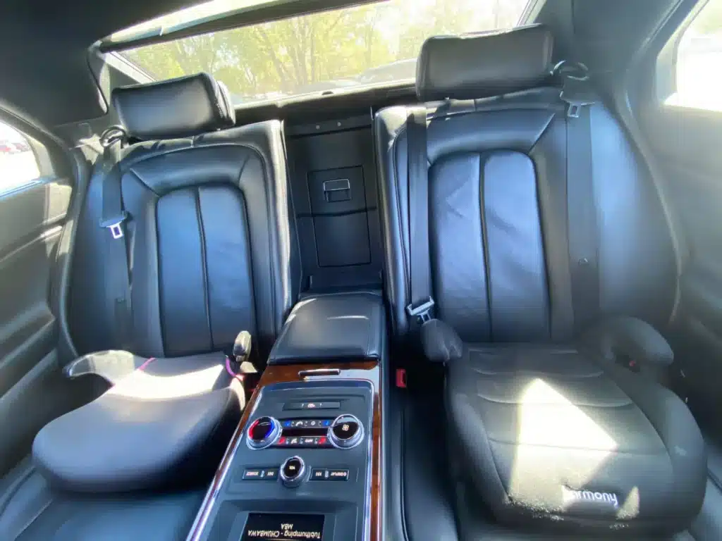 luxury and reliable transportation service