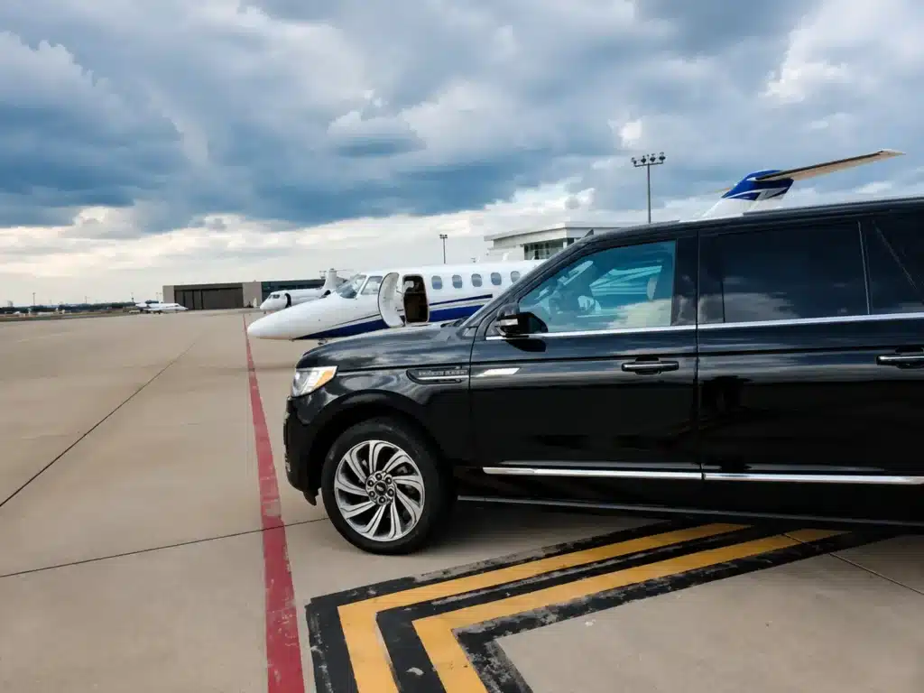 Private airport transportation service