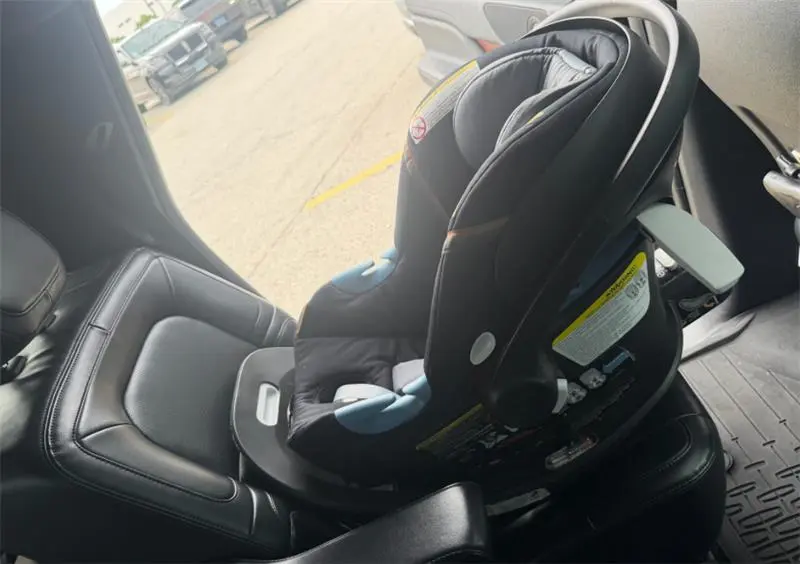 Installed Rare-facing car seat